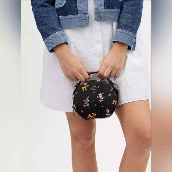 Disney X Coach Canteen Crossbody With Holiday Print - Picture 6 of 12